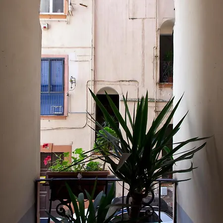 Archivio 32 Neapolitan Apartment *