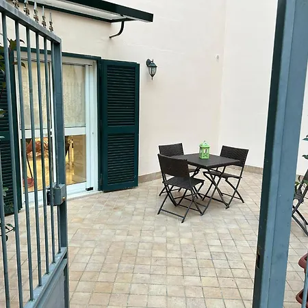 דירה Terrazzino Correra נאפולי