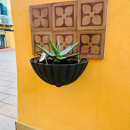 Flo' Guest house Naples