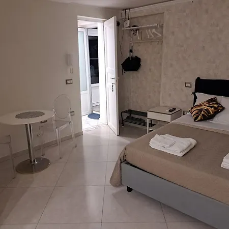 Casetta Amendola Napoli