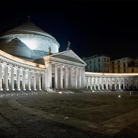 Piazza Bovio 22 Napoli
