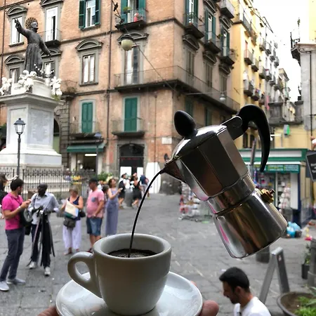 Piazza Carita Pensión 4*