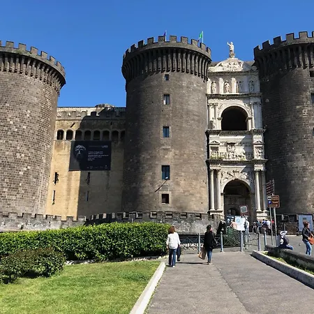 Pensión Piazza Carita 4*