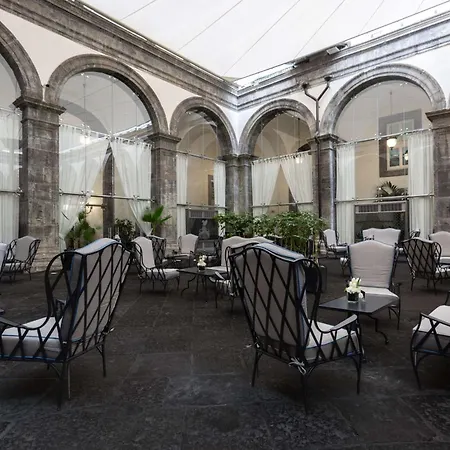 Palazzo Caracciolo Отель 4*