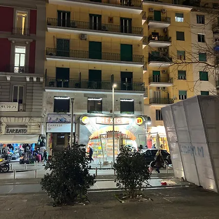Napoliurbansuite Vendégház Nápoly