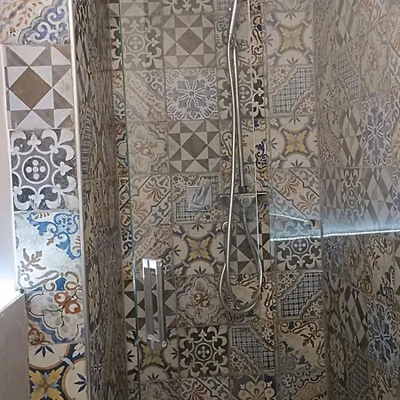 Domus Dante Al Balconcino Apartment