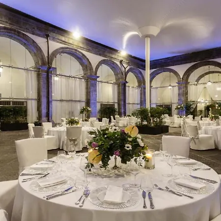 Palazzo Caracciolo 4* Неаполь