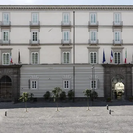 Palazzo Caracciolo Отель 4*