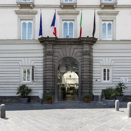 Отель Palazzo Caracciolo 4*