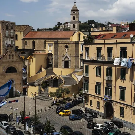 Palazzo Caracciolo Неаполь