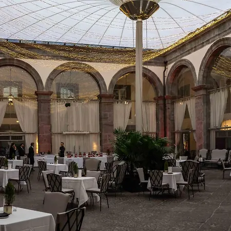 Palazzo Caracciolo Отель 4*