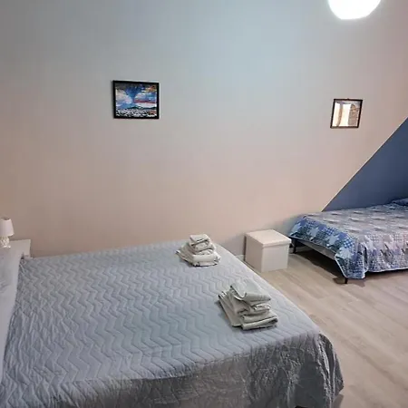 Diamante Naples