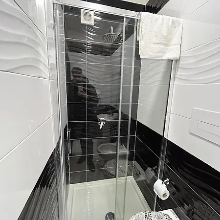 Luigi Luxury Apartment *