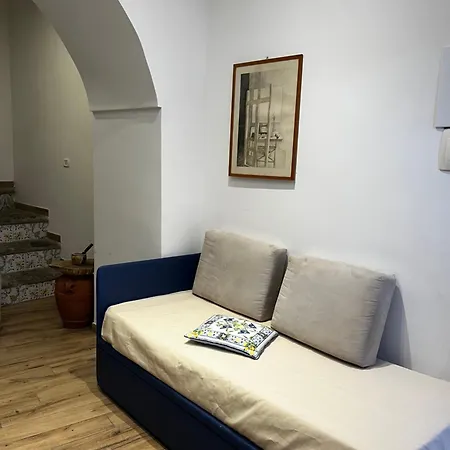 Appartamento International Garibaldi * Napoli