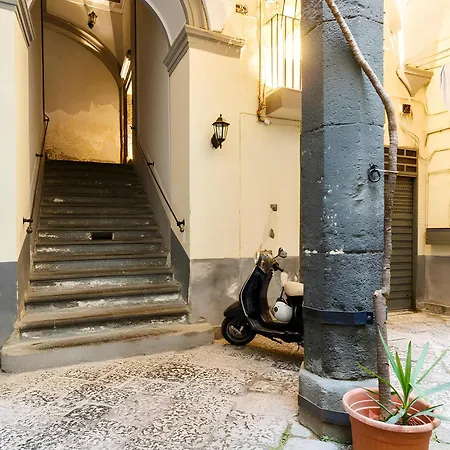 Jacuzzi - Centro Storico La Goccia Di S.gennaro Apartment Naples