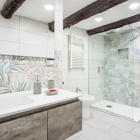 Enjoy Apartament Neapol