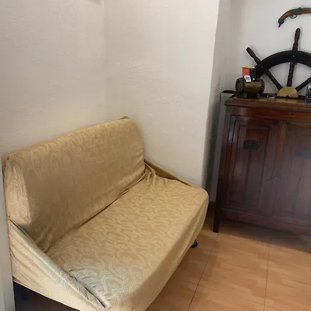 La Tana Dei Pirati Apartment Naples
