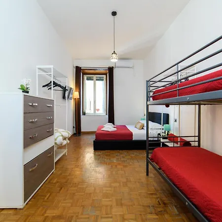 Inside Chiaia Guest house