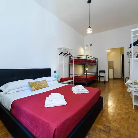 Inside Chiaia Guest house 2*