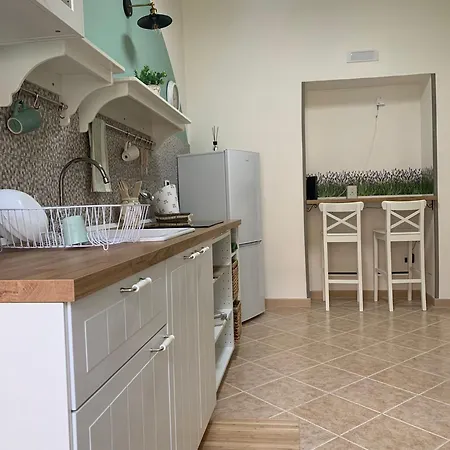 Appartamento: La Maison Verte Apartment