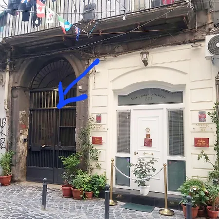 Guest house Tribunali Platamon Naples