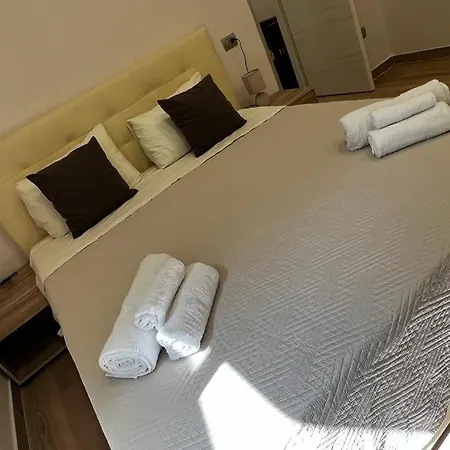 Apartment A Casa E Mamma' Naples