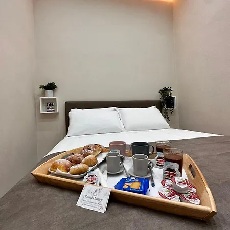 Royal Flower 住宿加早餐酒店 那不勒斯