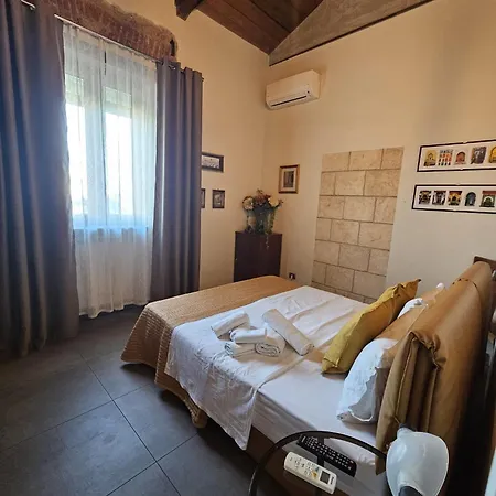 Apartment Mansarda Valu Naples