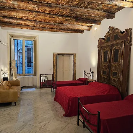 The Spanish Palace, Suites, Rooms, & Terraces Bed & Breakfast Naples