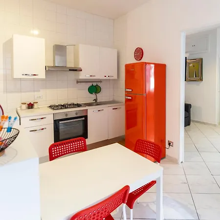 Appartamento Vico Piazza Nuova 1 *
