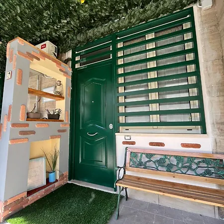 Milly's Garden Naples