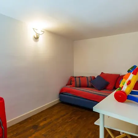 4p Casa Apartment