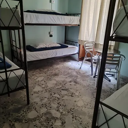 Hostel Hello *