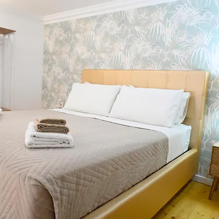 Victry's Chiaia Holiday home Naples