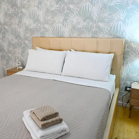Holiday home Victry's Chiaia Naples