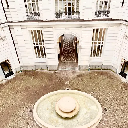 Apartamento Piazza Luxury Nel Cuore Di Nápoles