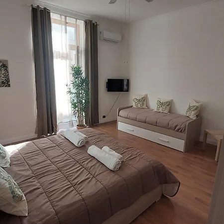 Apartment Grande & Favoloso Vicino Il Museo Madre *