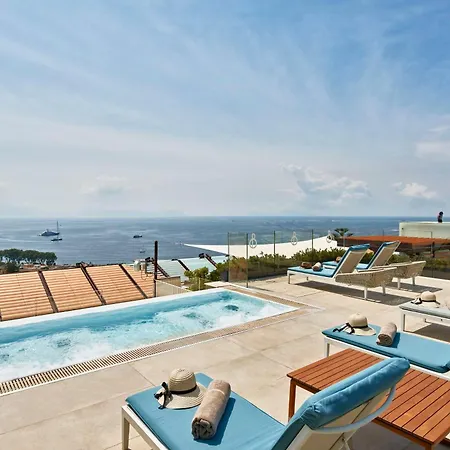 De Bonart Naples, Curio Collection By Hilton Napoli