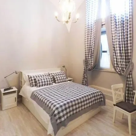 Appartamento La Casa Stella Napoli