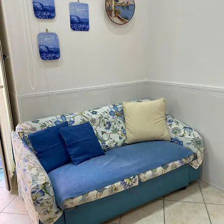 Domus Cirillo13 Apartment Naples