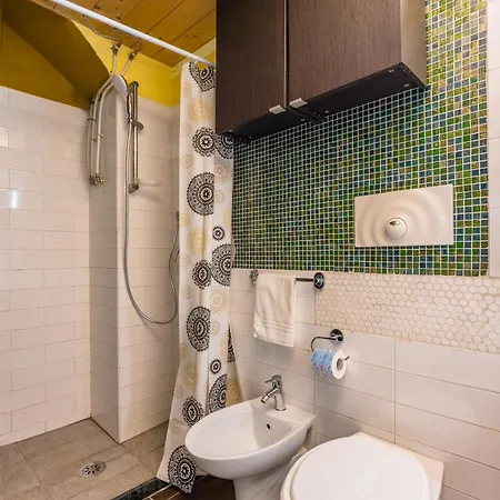 Apartment Santa Maria La Nova By Wonderful Italy *