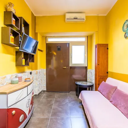 Apartment Santa Maria La Nova By Wonderful Italy *