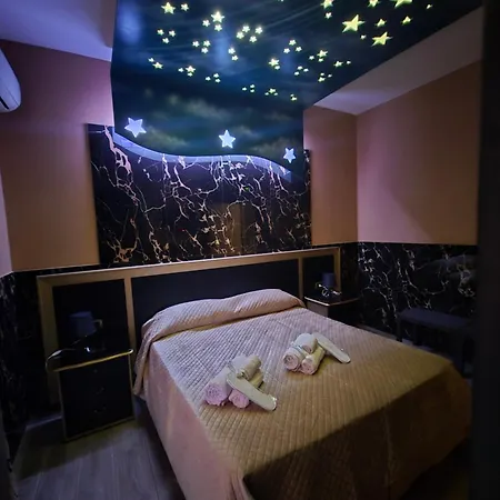 Hotel Iris Hotel *