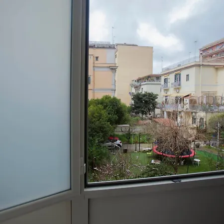 Vomero House 2*