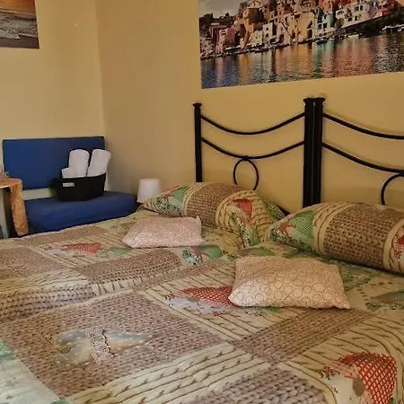Bed & Breakfast Station 3*