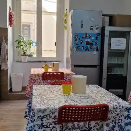 Station Bed & Breakfast 3*