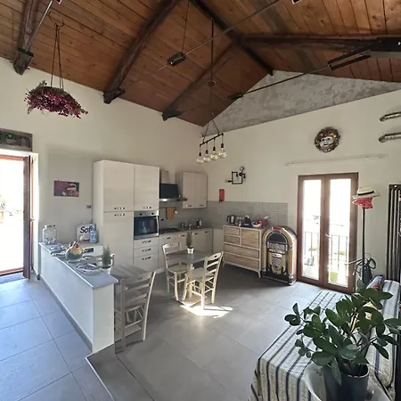 Mansarda Valu Naples