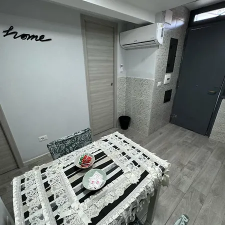 House Montesanto Apartment *