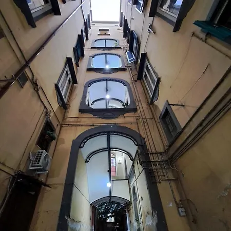 Interno 13, Nel Cuore Di * Neapel