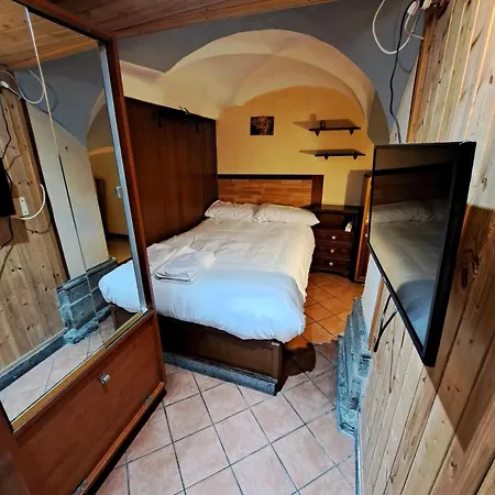 Lägenhet Interno 13, Nel Cuore Di *